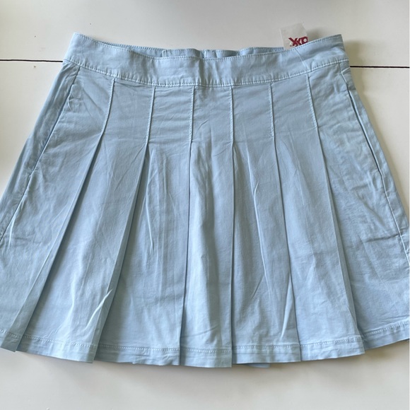 American Eagle Light Baby Blue Pastel Pleated Tennis Skirt Size 6 NWT - Picture 6 of 6